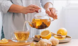 Sağlık Bakanlığı'ndan Flaș Karar: Tıbbi Bitki Çaylarına Eczane Şartı Getirildi!