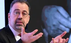 Nobel Ödüllü Daron Acemoğlu'ndan Elon Musk'a: "Paranın Önemi Kalmayacaksa 1 Trilyon Dolarını Bağışla!" Musk'ın Cevabı: