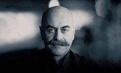 Bursa’da Şok Operasyon! Ünlü Yönetmen Ezel Akay ve Kardeşi Gözaltına Alındı!