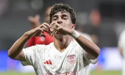 Bursaspor'dan Sağ Beke 19 Yaşındaki Milli Takviye! Eyüpspor'un Genç Yıldızını Kadroya Kattı!