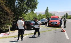 Malatya Darende'de Feci Kaza! Otomobil Ağaca Çarptı: 2 Kişi Öldü, 4 Kişi Ağır Yaralı