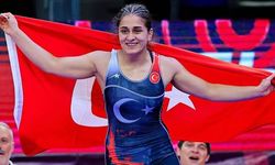 Avrupa'dan Sonra Dünyanın da Zirvesinde! Özdenur Özmez Bakü'de Altın Madalyaya Uzandı! Dünya Şampiyonu Oldu!