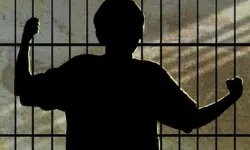 Suça Sürüklenen Çocuklar İçin Yeni Dönem: 18 Yaş Altı En Fazla Ne Kadar Ceza Alacak, Müebbet Hapis Cezası Gelecek mi?