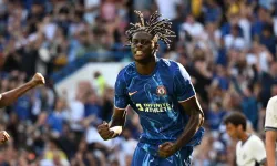 Galatasaray Yeni Transferi Lesley Ugochukwu’nun İstanbul’a Geliş Saatini Açıkladı!
