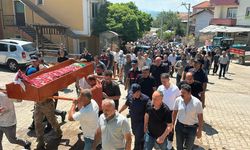Serra Uyan göz yaşlarıyla son yolculuğuna uğurlandı