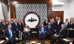 Balıkesir Valiliği'nde Dev Buluşma! Rifat Hisarcıklıoğlu ve Cemil Çiçek Balıkesir'e Geldi!