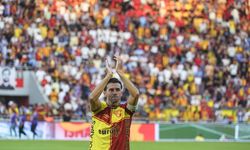 İsmail Köybaşı'ndan Yeşil Sahalara Duygusal Veda! Göztepe - Trabzonspor Jübile Maçında Kazanan Göztepe Oldu!