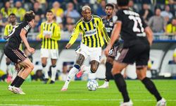Şampiyonlar Ligi’nde İlk Yarı Sona Erdi: Fenerbahçe Soyunma Odasına 1-0 Geride Girdi!