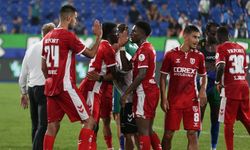 Karadeniz Derbisinde Kazanan Samsunspor! Rizespor Evinde 2-0 Mağlup Oldu