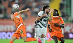 Alanyaspor - Beşiktaş Maçında İptal Edilen Gol Ve İnanılmaz Pozisyonlar! İlk Yarıda Gol Sesi Çıkmadı!