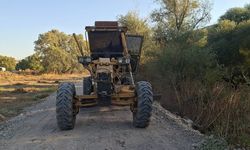 Balıkesir Kırsalında Ulaşım Kolaylaşıyor: Arazi Yollarında Tesviye ve Düzenleme Seferberliği!