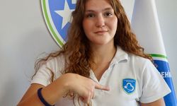 Balıkesir BŞB Spor'da İç Transfer! TVF 2. Lig Öncesi Sudenaz Pektez İle Sözleşme Yenilendi!