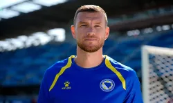 Bundesliga'da Tarihi An! 40 Yaşındaki Yıldız Golcü Edin Dzeko Sözleşmeyi İmzaladı!