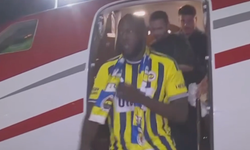 Fenerbahçe'de Yüzyılın Transfer Anlaşması! Romelu Lukaku İstanbul’a İndi: İlk Görüntüler Geldi!