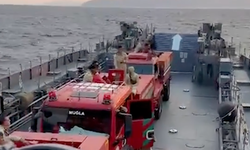 Marmaris'te Yangın Bölgesine Askeri Çıkarma! Arazözler Gemilerle Karaya İndirildi!