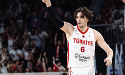 12 Dev Adam'dan Litvanya Karşısında Dev Gösteri: Türkiye 94-66 Galip Gelerek Namağlup Serisini 7 Maça Çıkardı!