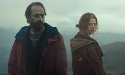 Bandırma’da Yaz Sinemasına Unutulmaz Veda! Bu Akşam Çamlık’ta "Erken Kış" Filmiyle Son Perde İniyor!