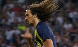 Fenerbahçeli Guendouzi’den Lyon Taraftarına Olay Hareket! Maç Öncesi Ortalık Gerildi