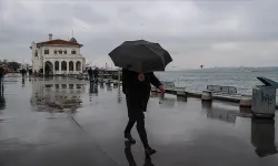 Balkanlar Üzerinden Hava Sıcaklığı 5 Derece Düşüyor! Meteoroloji ve AKOM'dan İstanbul Dahil Çok Sayıda İl İçin Uyarı!