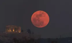 28 Ağustos 2026 Kanlı Ay Tutulması Ne Zaman, Saat Kaçta Başlayacak? Parçalı Ay Tutulması ve Burçlara Etkileri:
