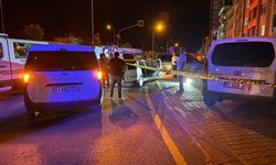 Otomobil İçinde Dehşet: Başından Vurulan Kadın Hayatını Kaybetti, Bir Kişi Ağır Yaralı