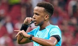 Futbol Tarihinde Bir İlk! ABD Engeline Takılan Somalili Hakem Omar Artan UEFA Süper Kupa Finaline Atandı!