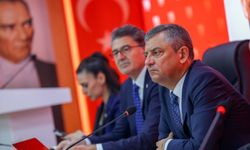 Özgür Özel’den CHP’ye Dönüş Sorusuna Net Yanıt: “YENİ Parti’yle Yolumuza Devam Edeceğiz”