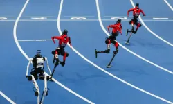 Usain Bolt'un 100 Metre Rekoru Yıkıldı: İnsansı Robot 100 Metreyi 9.39 Saniyede Koştu!