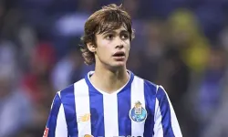 Galatasaray Transferde Ezber Bozuyor! Alexsey Batrakov Olmazsa Porto'nun Yıldızı Rodrigo Mora Geliyor!
