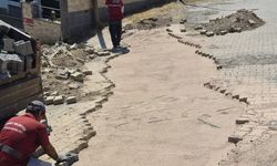 Edremit Altınoluk'ta Kapsamlı Yol Tamiratı: Celalettin Tokatlı Caddesi Yenileniyor!