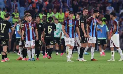 KIRMIZI KART! Trabzonspor 10 Kişi Kaldı: Ruslan Malinovskyi 13. Dakikada Oyundan Atıldı!