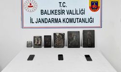 Balıkesir Jandarmasından Nefes Kesen Operasyon! On Binlerce Kaçak Malzeme ve 64 Göçmen Yakalandı!