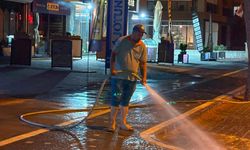 Burhaniye'de Temizlik Operasyonu! Sokak Sokak, Mahalle Mahalle Temizlik Seferberliği Başlatıldı!