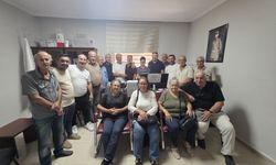 Yeni Parti Karesi’de Üye Kayıtları Hız Kesmiyor: Armutalan Mahallesi’nden 15 Yeni Katılım!