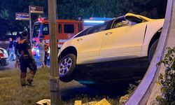 Balıkesir Çamlık Kavşağı’nda Dehşet Anları! Direksiyon Başında Bayılan Sürücü Araçları Ezdi!