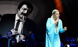 Muazzez Ersoy Dursunbey’i Coşturdu! Kurtuluşun 104. Yılında Unutulmaz Gece