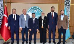 AK Parti tam kadro Balıkesir Üniversitesi'ndeydi