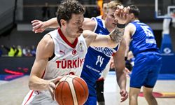 12 Dev Adam Tutulamıyor! A Milli Basketbol Takımı İzlanda Deplasmanında Parkeyi Yıktı: 8'de 8 Yaparak Tarih Yazdık!