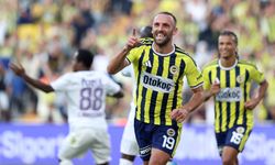 Süper Lig'de Tarihi Gece: Fenerbahçe 32 Yıl Sonra Bir Maçta 8 Gol Attı, Eyüpspor'u Dağıttı!