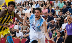 Balıkesir BŞB Evinde Kaybetti! Kipaş İstiklalspor 79-69 Kazandı