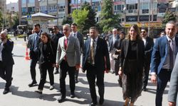 AK PARTİ BALIKESİR’DE SAHAYA İNİYOR: 20 İLÇEDE SEFERBERLİK