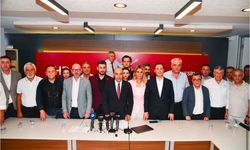 CHP Balıkesir’den Ahmet Akın’a Doğum Günü Mesajı! “Balıkesir’imize Kattığınız Değer İçin Teşekkür Ediyoruz”