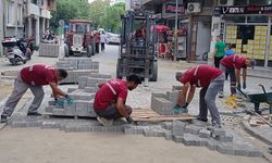 Edremit’te Yol Çalışması: Camivasat Mahallesi’nde 5040 ve 5043. Sokaklarda Ekipler Sahada!