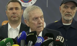 Aziz Yıldırım’dan Derbi Hakemi Halil Umut Meler’e Çok Sert Sözler: ''Bir Başkanın Dövdüğü Hakemi...''