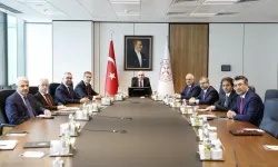 Piyasalardaki Sert Düşüş Sonrası Kritik Toplantı! Mehmet Şimşek Başkanlığında FİK Toplandı