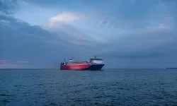İran’dan ABD ve İsrail’e Yeni Uyarı! Hint Okyanusu’nu İşaret Etti! Savaş Büyüyor!