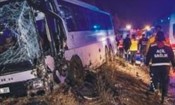 DENİZLİ-BALIKESİR OTOBÜSÜ KIRKAĞAÇ’TA KAZA YAPTI: 18 YARALI
