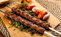 Gerçek Lezzet Yerinde Yenir: Hangi Şehirde Hangi Meşhur Kebap Yenir? Edirne'den Erzurum'a En Meşhur Kebap Çeşitleri...