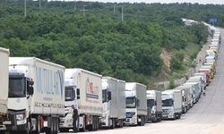 Bulgaristan-Türkiye Sınırında Ticari Hareketlilik Rekor Kırdı: 18 Km Kuyruk!
