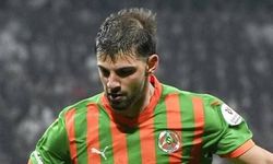 Beşiktaş Gece Yarısı Transferi Bitirdi! Alanyaspor'un 22 Yaşındaki Yıldızı Ümit Akdağ Siyah-Beyazlılarda